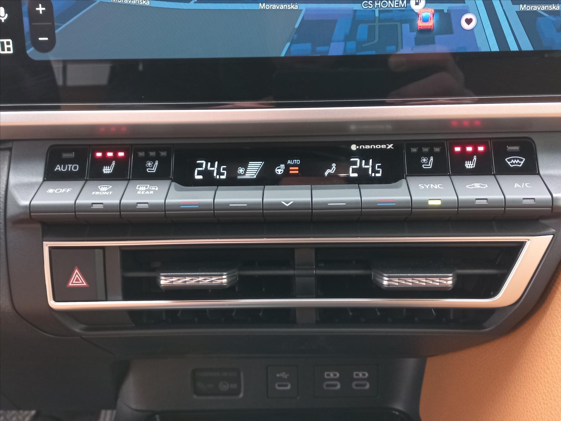 Toyota Camry Sedan 2,5 l 137 kw