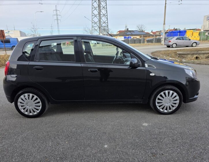 Chevrolet Aveo 7