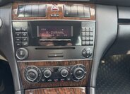 Mercedes-Benz Třídy C Sedan / Limuzína 0,0 105 kw