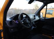 Mercedes-Benz Sprinter 11