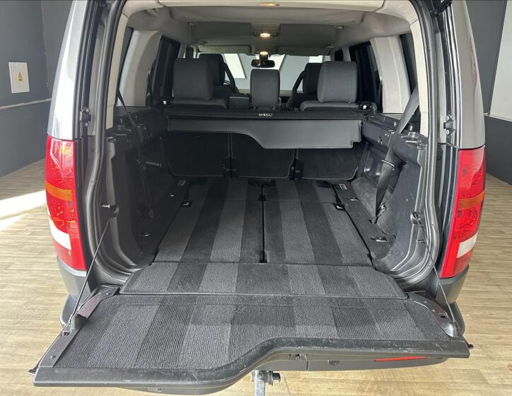 Land Rover Discovery 19