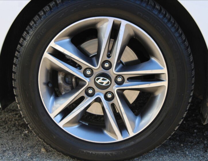 Hyundai i30 Kombi 1,6 l 99 kw