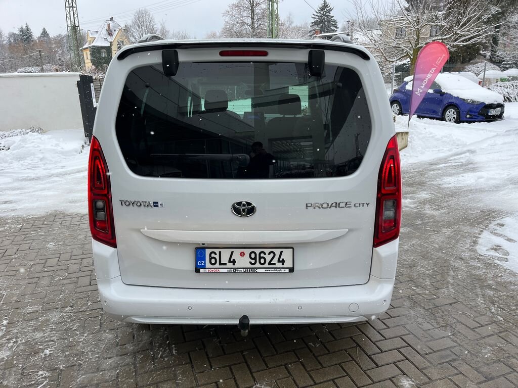 Toyota ProAce City Verso MPV 1,5 l 96 kw