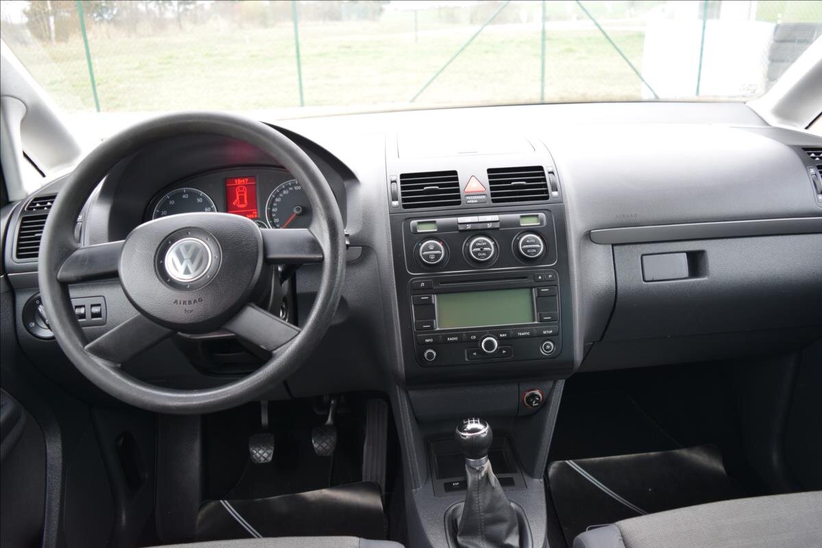 Volkswagen Touran Kombi 1,4 l 103 kw