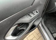 Toyota Yaris Cross 12