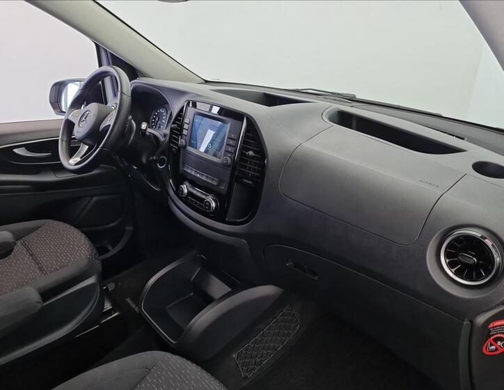 Mercedes-Benz Vito 14