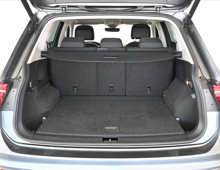 Volkswagen Tiguan Allspace 6