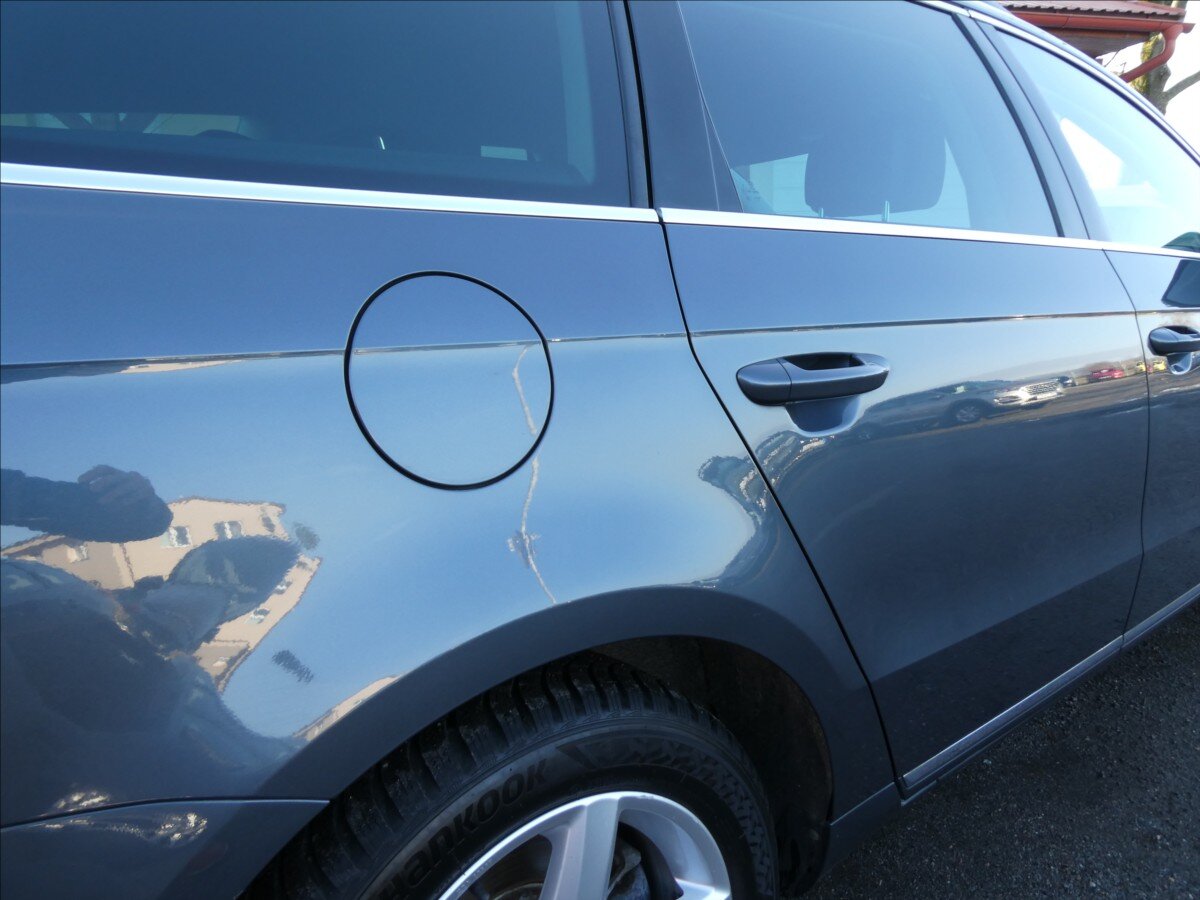 Volkswagen Passat Kombi 1,4 l 90 kw