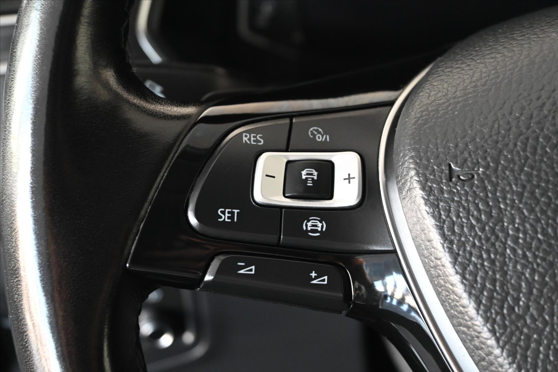 Volkswagen Tiguan Allspace SUV / Terénní 2,0 l 176 kw