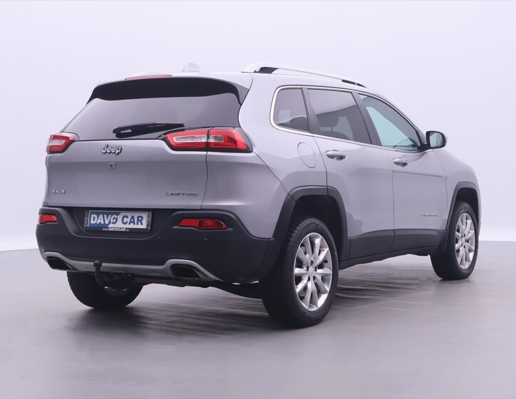 Jeep Cherokee SUV / Terénní 2,2 l 147 kw
