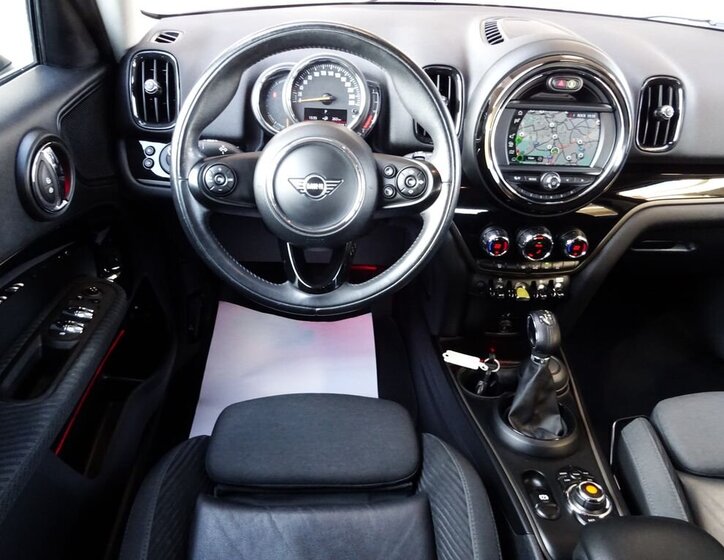 Mini Ostatní Kombi 1,5 l 165 kw