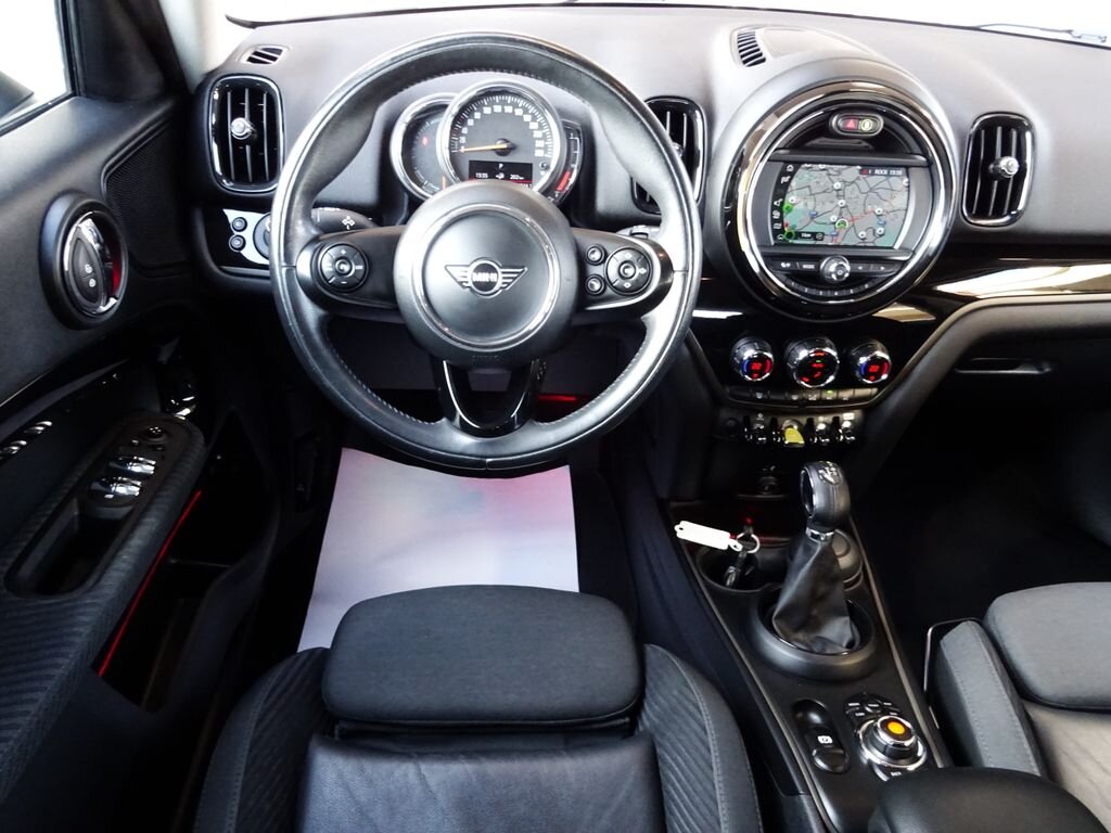 Mini Ostatní Kombi 1,5 l 165 kw