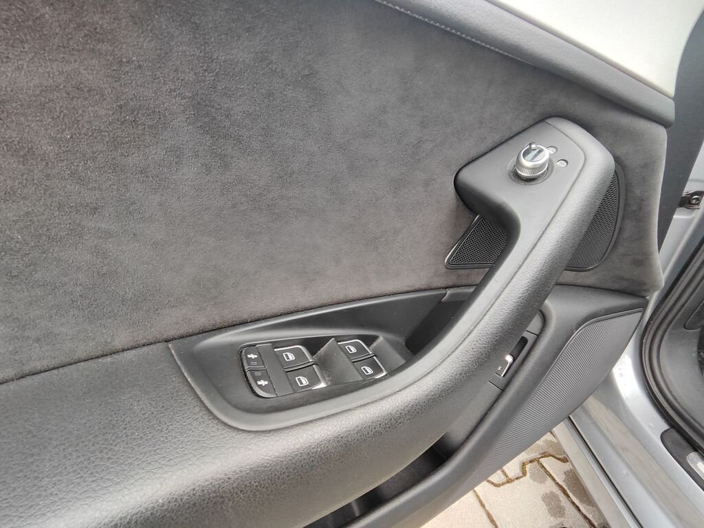 Audi A6 Sedan / Limuzína 3,0 l 200 kw