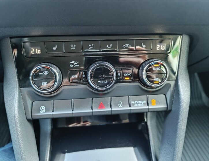 Škoda Karoq SUV / Terénní 2,0 l 85 kw