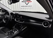 Alfa Romeo Stelvio 41