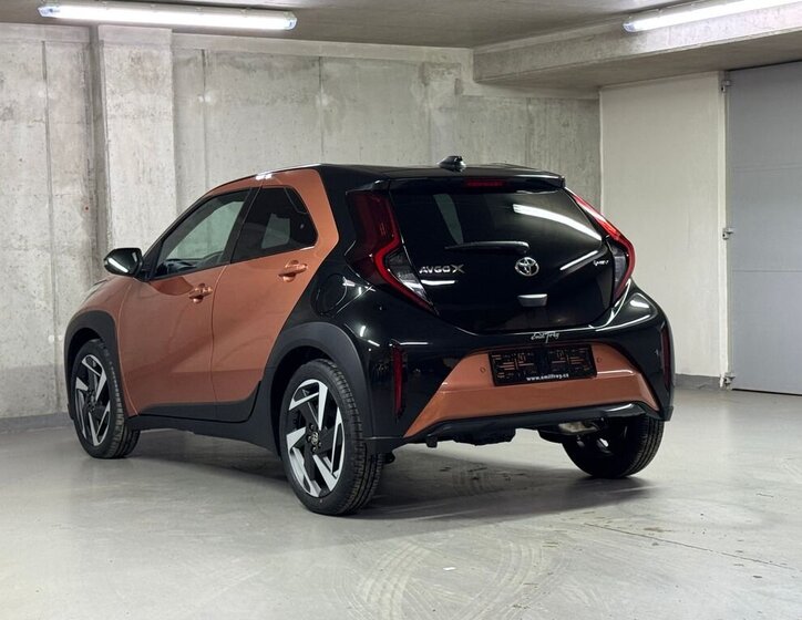 Toyota Aygo Hatchback 998,0 53 kw