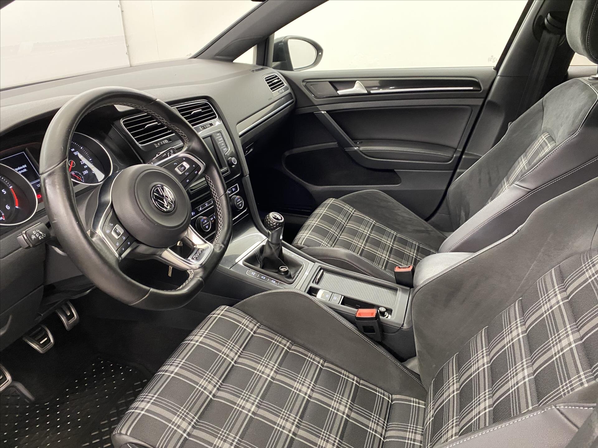 Volkswagen Golf Kombi 2,0 l 135 kw