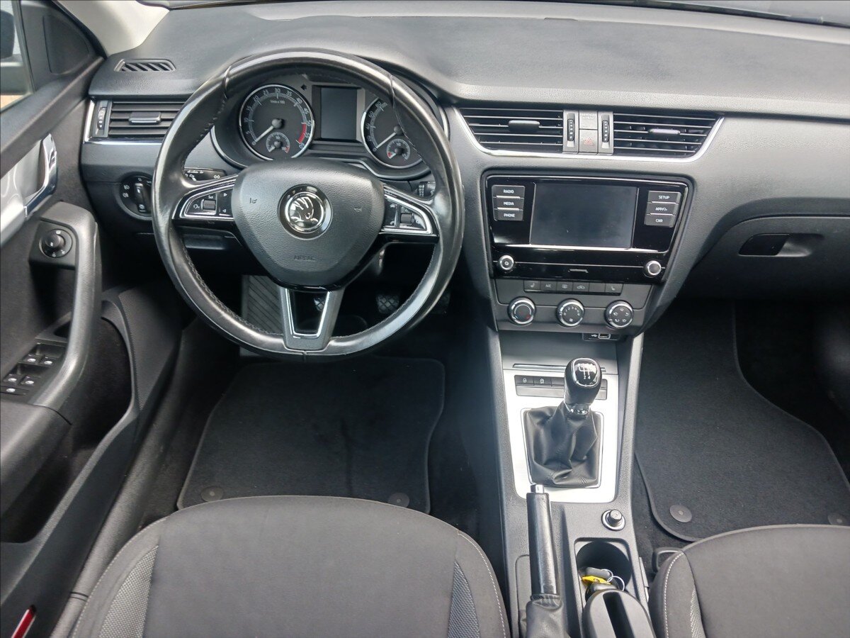 Škoda Octavia Sedan / Limuzína 1,6 l 85 kw