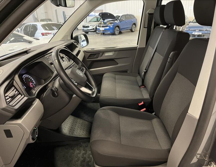 Volkswagen Transporter 19