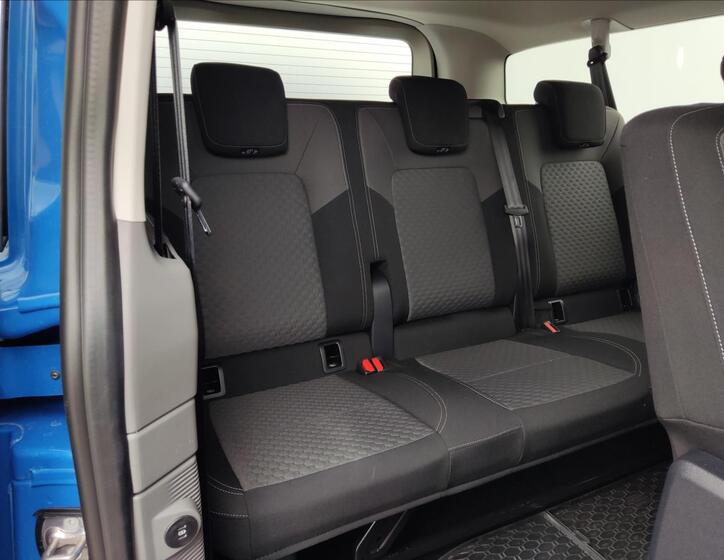 Volkswagen Caravelle 21