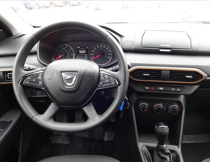 Dacia Sandero 33