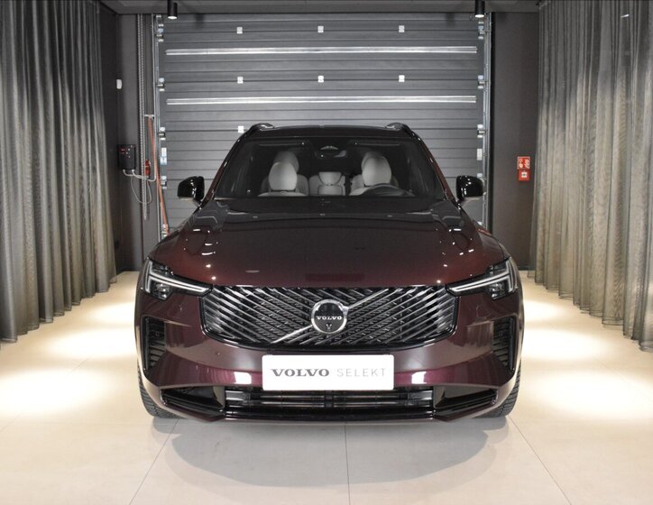 Volvo XC90 SUV 2,0 l 335 kw