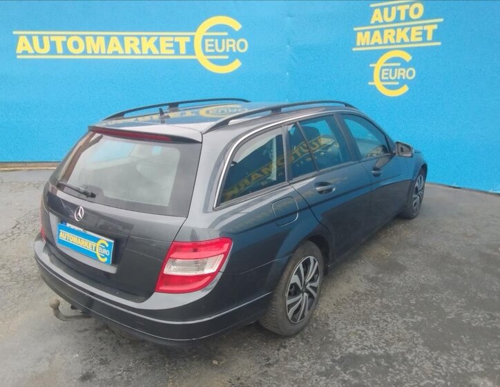 Mercedes-Benz Třídy C Kombi 1,8 l 115 kw