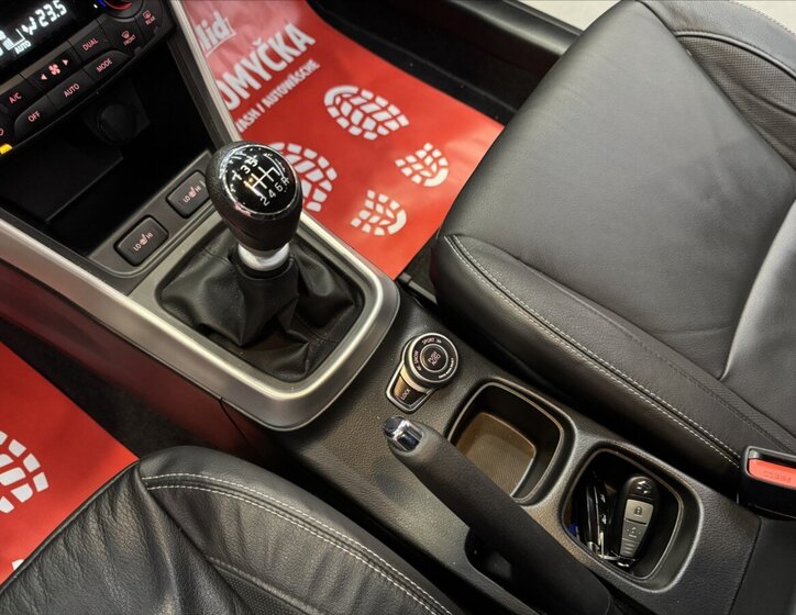 Suzuki SX4 S-Cross 28