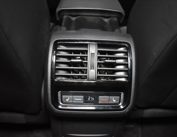 Volkswagen Arteon Liftback 2,0 l 176 kw