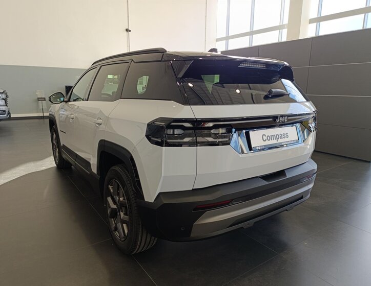 Jeep Compass SUV / Terénní 1,2 l 107 kw