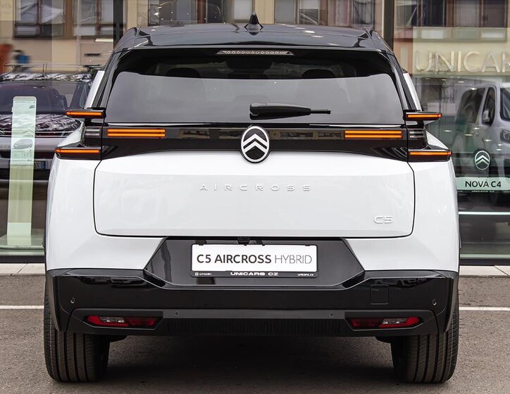 Citroën C5 Aircross SUV / Terénní 1,6 l 143 kw