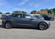 Tesla Model 3 4