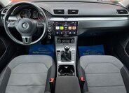 Volkswagen Passat Kombi 1,6 l 77 kw