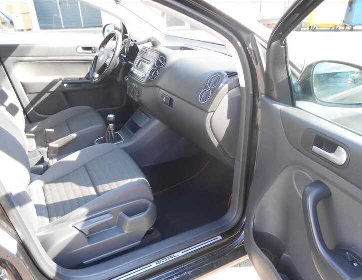 Volkswagen Golf Hatchback 1,4 l 59 kw