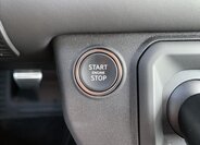 Land Rover Defender 42