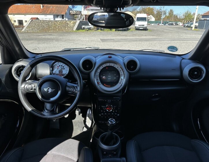 Mini Countryman Kombi 1,6 l 135 kw