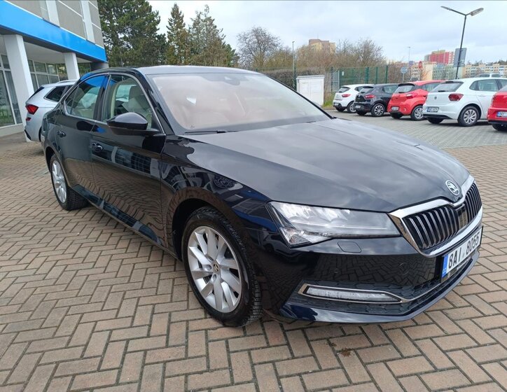 Škoda Superb Liftback 2,0 l 110 kw
