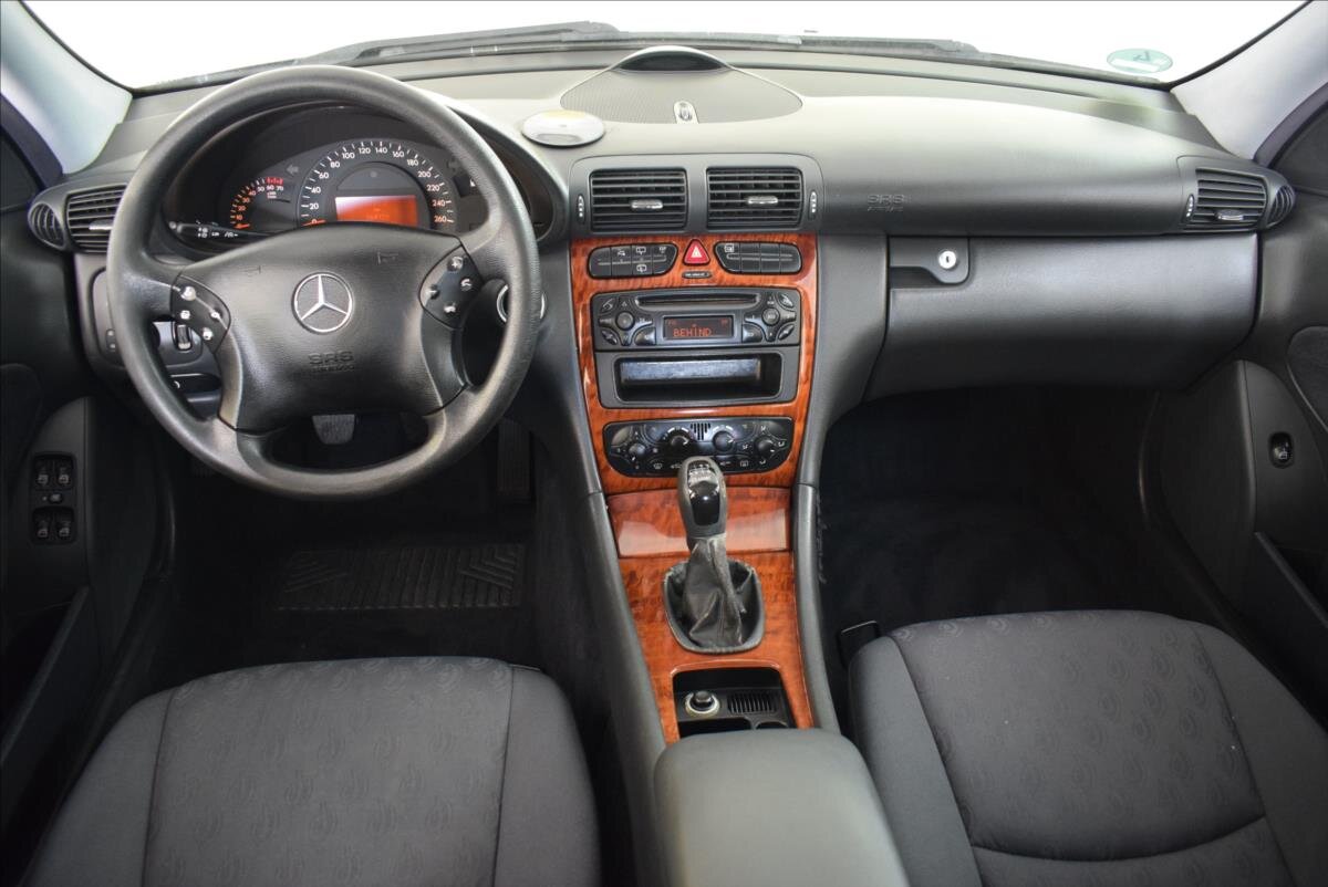 Mercedes-Benz Třídy C Kombi 1,8 l 105 kw