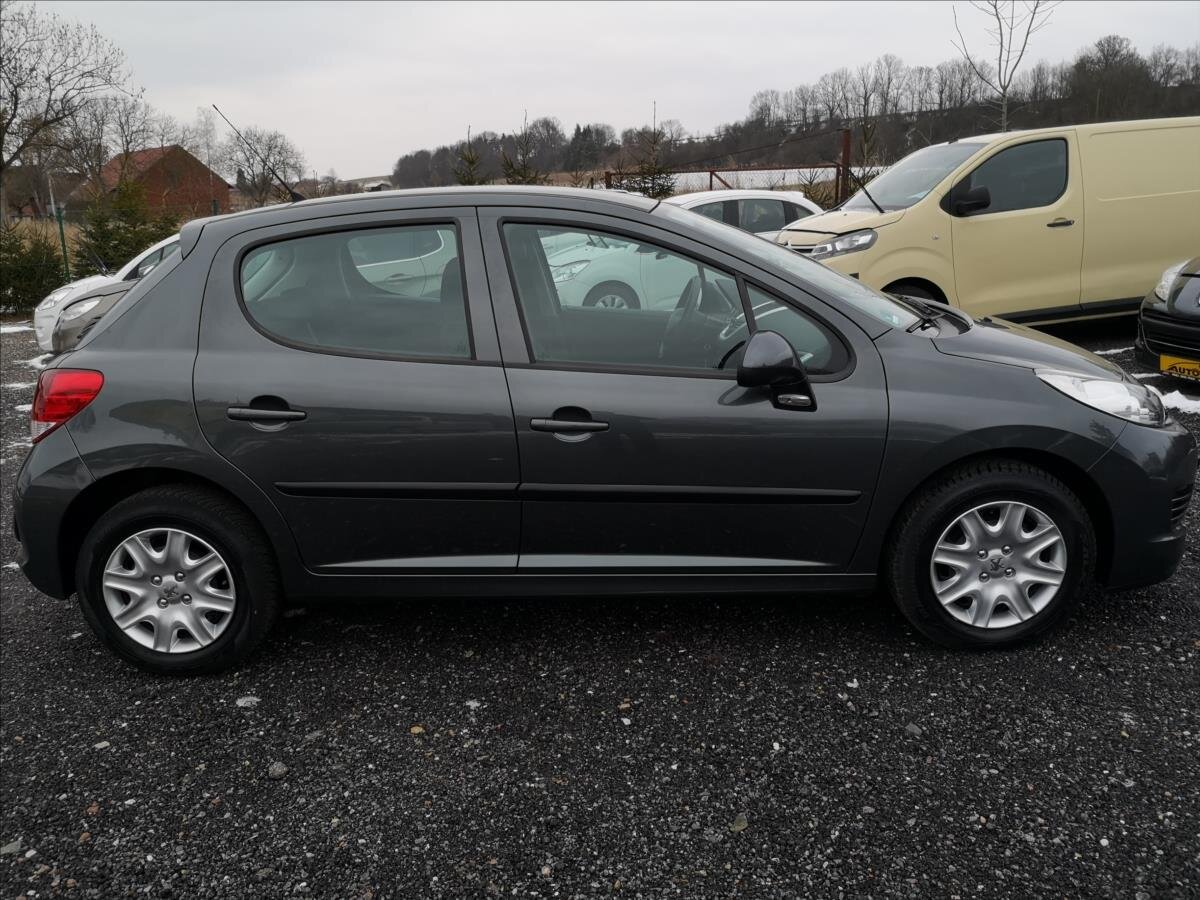 Peugeot 207 Hatchback 1,4 l 54 kw
