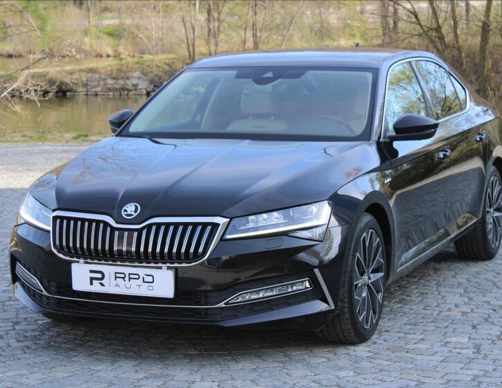 Škoda Superb Sedan / Limuzína 2,0 l 147 kw