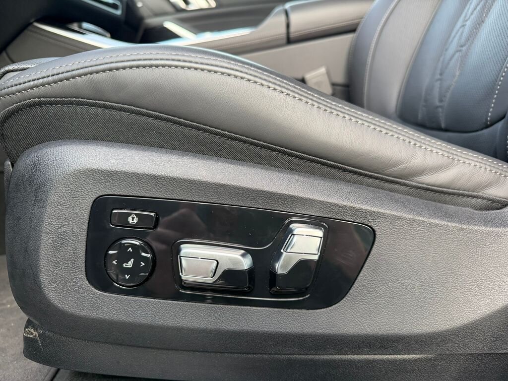 BMW X5 SUV / Terénní 3,0 l 250 kw