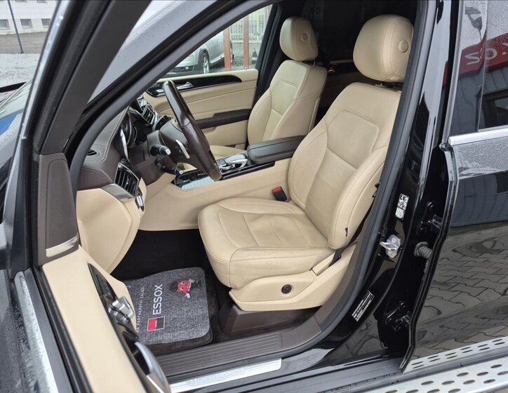 Mercedes-Benz GLS SUV 3,0 l 190 kw