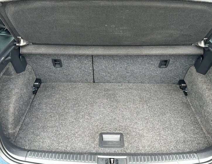 Volkswagen Polo Hatchback 1,8 l 141 kw