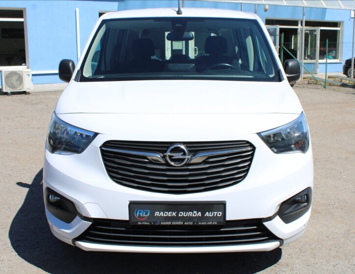 Opel Combo MPV 1,2 l 96 kw