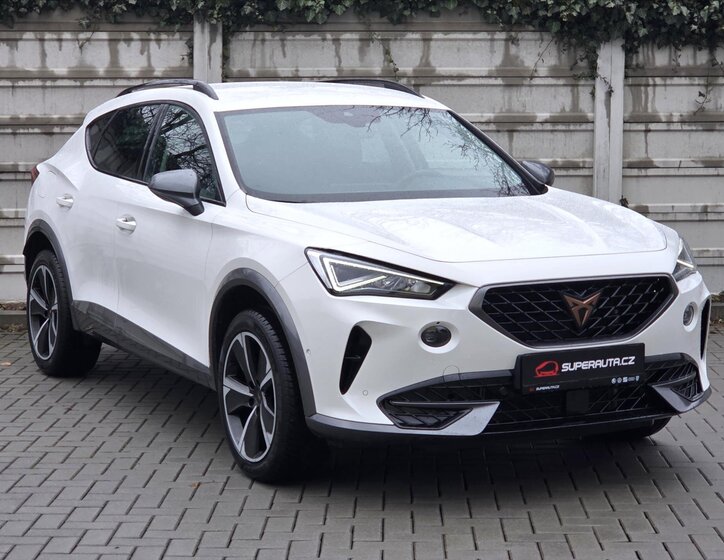 Cupra Formentor SUV / Terénní 2,0 l 110 kw