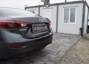 Mazda 3 Sedan 1,5 l 74 kw