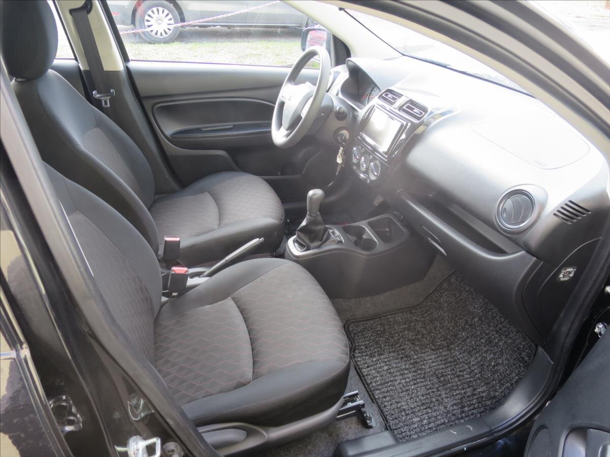 Mitsubishi Space Star Hatchback 1,2 l 52 kw