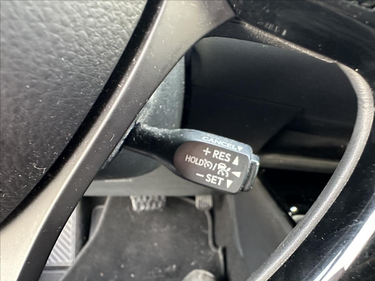 Toyota C-HR Hatchback 1,2 l 86 kw