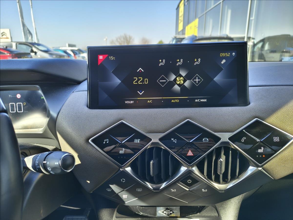 DS Automobiles DS3 Crossback Hatchback 1,2 l 114 kw