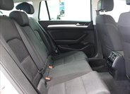 Volkswagen Passat 13